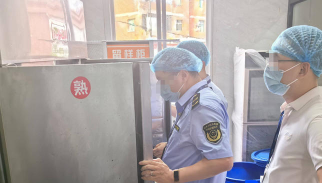 食品安全总监能做食品安全员么-食品安全员能做食品安全总监吗